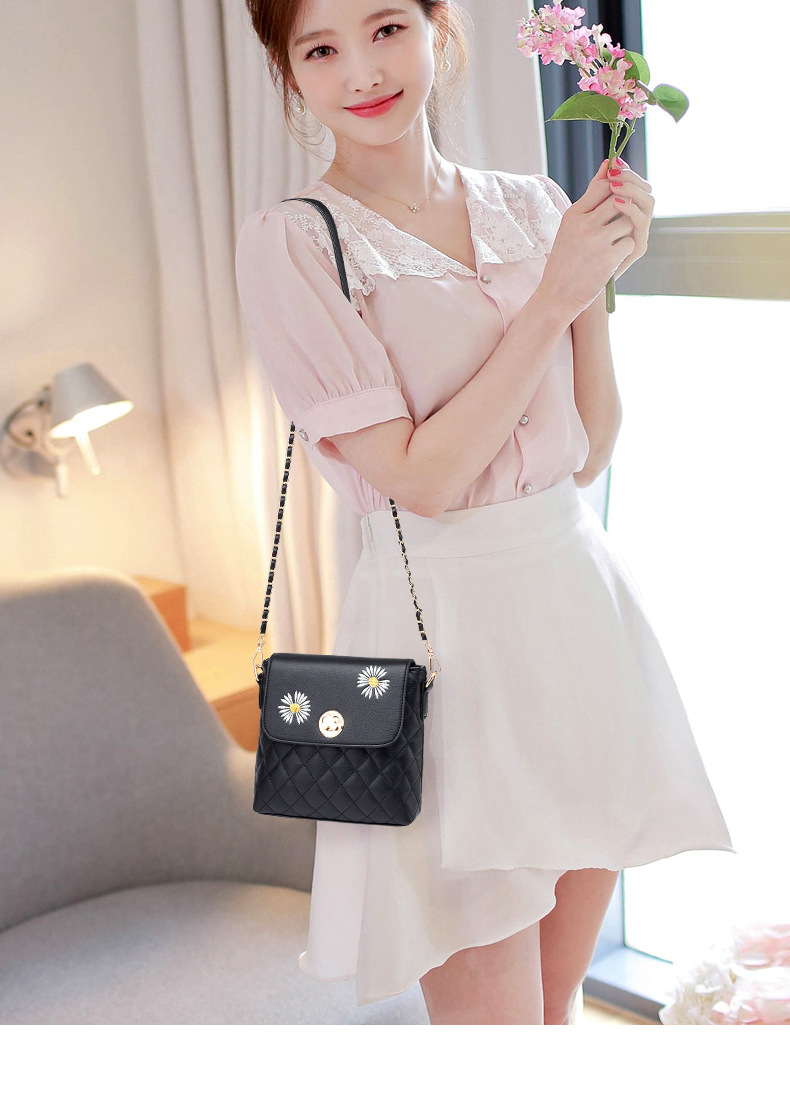 Factory 2020 New Fashion Bag Schoolgirl Bag Women's Cross-Body Bag Shoulder Bag High Quality Mixed Batch Bag