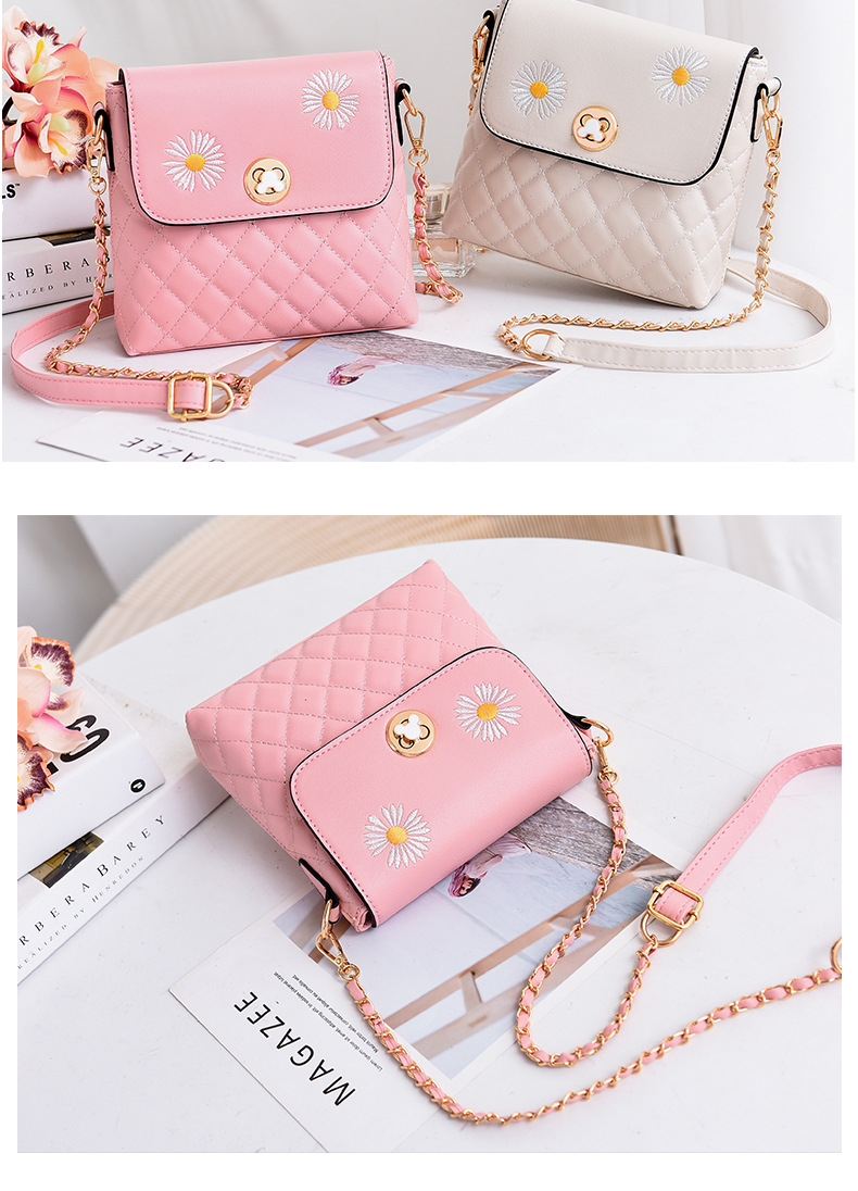 Factory 2020 New Fashion Bag Schoolgirl Bag Women's Cross-Body Bag Shoulder Bag High Quality Mixed Batch Bag