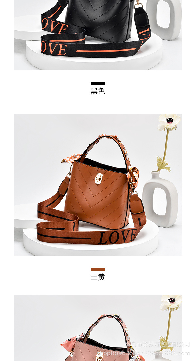 Currently Available Wholesale Women's Shoulder Bag New Modern Simple Solid Color Bag Schoolgirl Bag Women's Handbag Fashion Bag Currently Available Wholesale Women's Shoulder Bag New Modern Simple Solid Color Bag Schoolgirl Bag Women's Handbag Fashion Bag