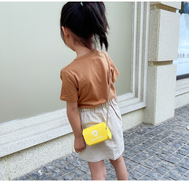 Children's Bags Mini Chain Shoulder Bag Cartoon Bag Graceful Mori Daisy Flower Small Square Bag Children's Bags Mini Chain Shoulder Bag Cartoon Bag Graceful Mori Daisy Flower Small Square Bag
