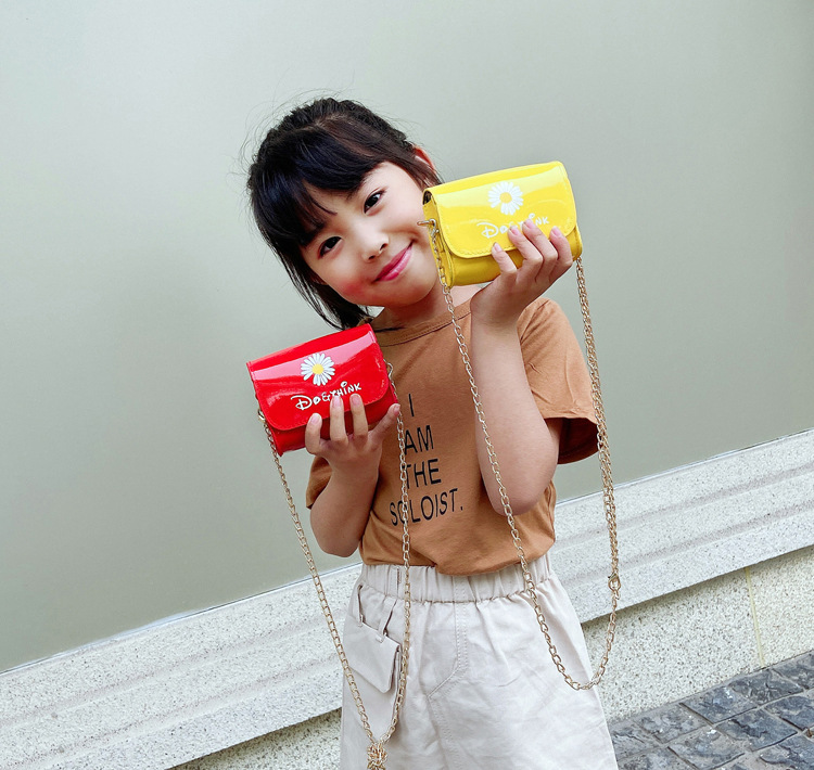 Children's Bags Mini Chain Shoulder Bag Cartoon Bag Graceful Mori Daisy Flower Small Square Bag Children's Bags Mini Chain Shoulder Bag Cartoon Bag Graceful Mori Daisy Flower Small Square Bag