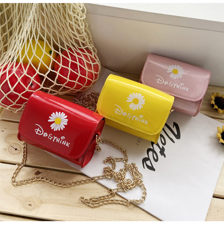 Children's Bags Mini Chain Shoulder Bag Cartoon Bag Graceful Mori Daisy Flower Small Square Bag Children's Bags Mini Chain Shoulder Bag Cartoon Bag Graceful Mori Daisy Flower Small Square Bag