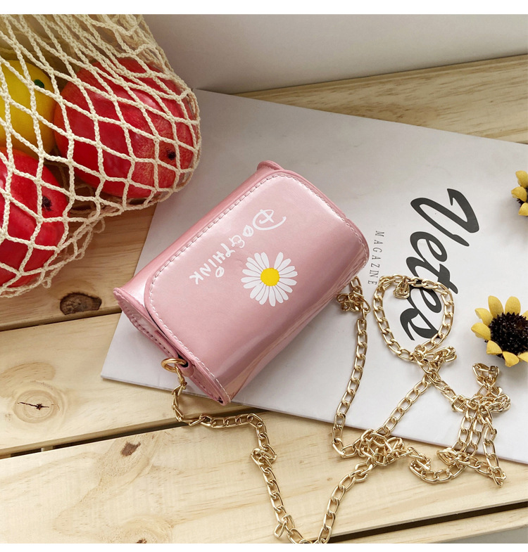 Children's Bags Mini Chain Shoulder Bag Cartoon Bag Graceful Mori Daisy Flower Small Square Bag Children's Bags Mini Chain Shoulder Bag Cartoon Bag Graceful Mori Daisy Flower Small Square Bag