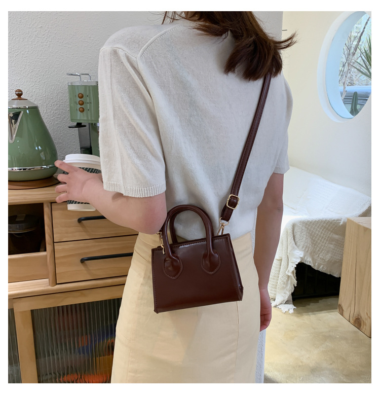 Summer Popular Bag 2020 New Trendy Korean Women Bag Mini Shoulder Crossbody Ins All-Matching Western Style Small Square Bag Summer Popular Bag 2020 New Trendy Korean Women Bag Mini Shoulder Crossbody Ins All-Matching Western Style Small Square Bag