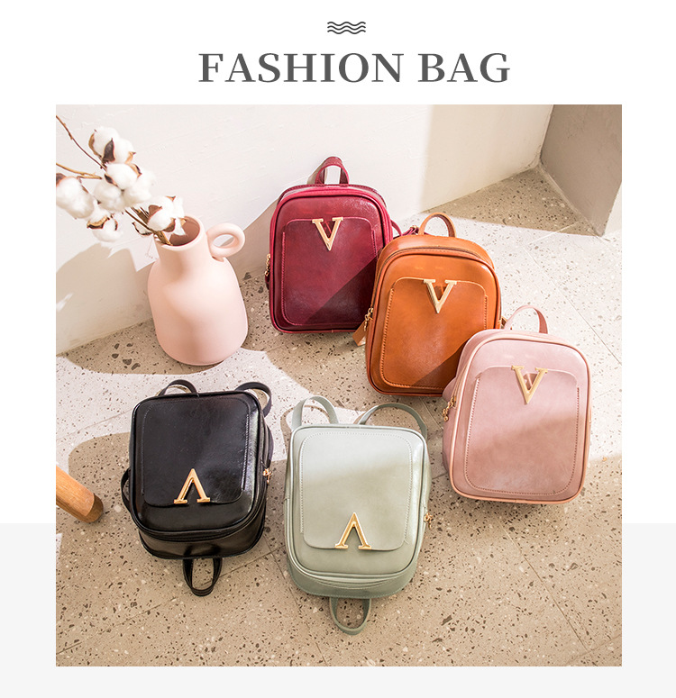 Small Bookbag 2021 Korean Women Bag Street Trendy Small Backpack Handbag Shoulder Messenger Bag Pu Oily Leather Small Bag Small Bookbag 2021 Korean Women Bag Street Trendy Small Backpack Handbag Shoulder Messenger Bag Pu Oily Leather Small Bag