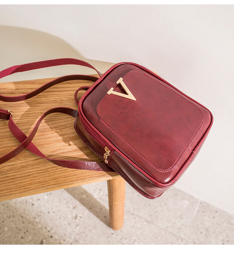 Small Bookbag 2021 Korean Women Bag Street Trendy Small Backpack Handbag Shoulder Messenger Bag Pu Oily Leather Small Bag Small Bookbag 2021 Korean Women Bag Street Trendy Small Backpack Handbag Shoulder Messenger Bag Pu Oily Leather Small Bag