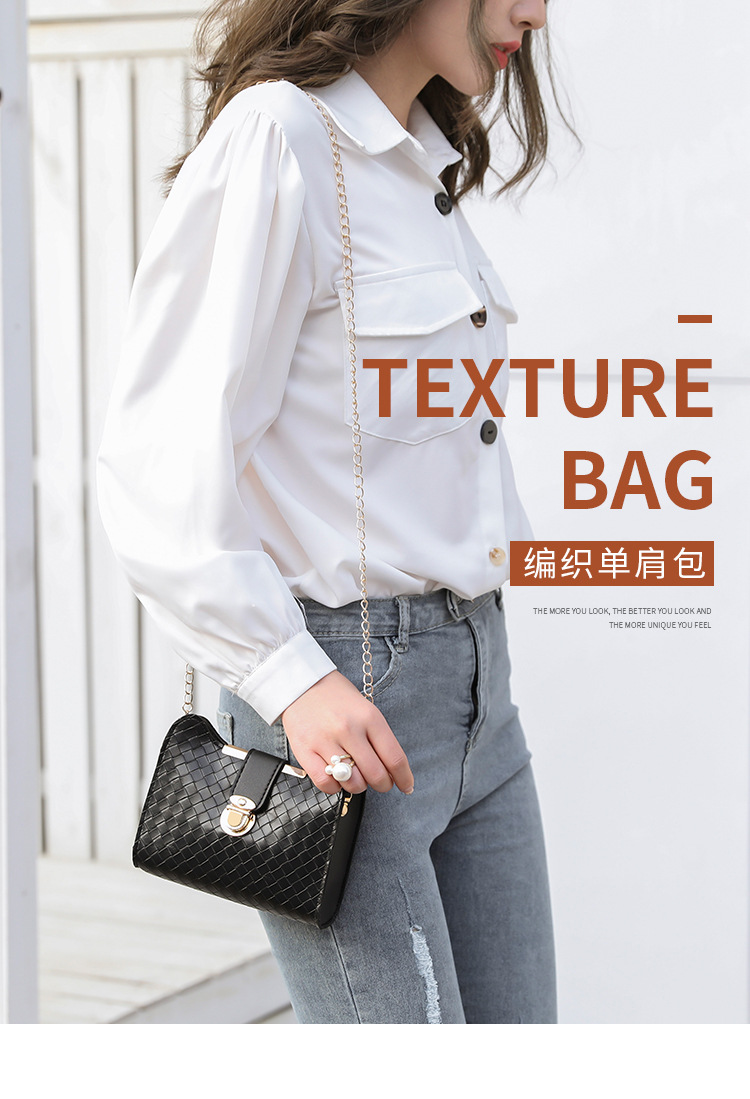 One Piece Dropshipping 2020 Winter Korean Style Cat Ear Woven Lock Chain Color Matching Small Square Bag Shoulder Crossbody Women Bag One Piece Dropshipping 2020 Winter Korean Style Cat Ear Woven Lock Chain Color Matching Small Square Bag Shoulder Crossbody Women Bag