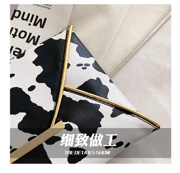 2021 Clutch Clutch Bag Cows Pattern European and American Fashion Minimalist Clutch Bag 2021 Summer Cool Women Envelope Women Bag