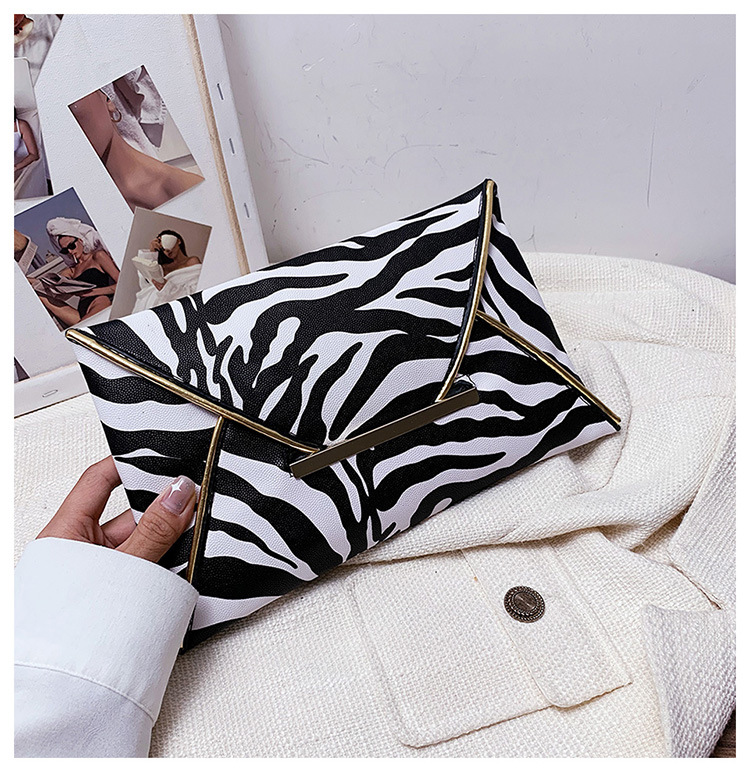 2021 Clutch Clutch Bag Cows Pattern European and American Fashion Minimalist Clutch Bag 2021 Summer Cool Women Envelope Women Bag