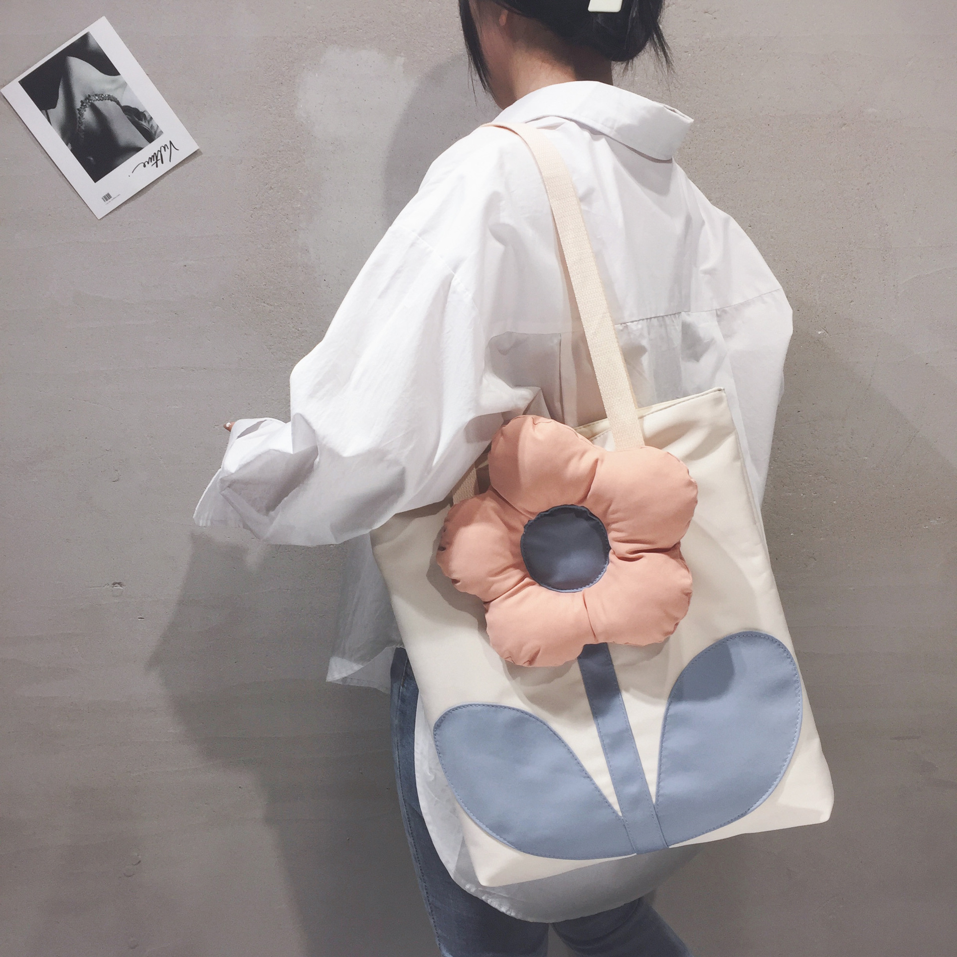 Spot Goods 2021 Summer Trendy New Personalized All-Match Flowers Korean Women Bag Large Capacity Shoulder Bag Factory Direct Sales