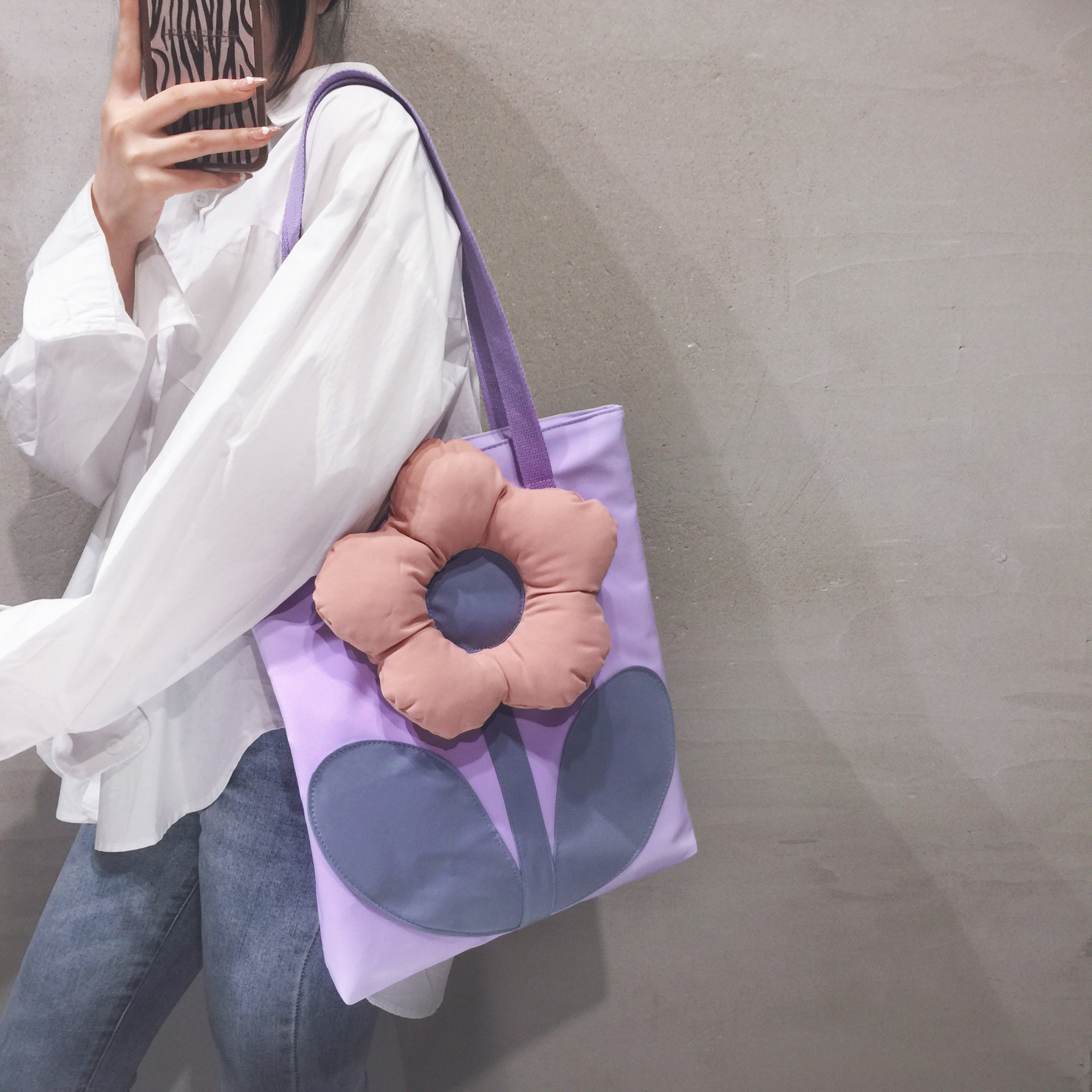 Spot Goods 2021 Summer Trendy New Personalized All-Match Flowers Korean Women Bag Large Capacity Shoulder Bag Factory Direct Sales
