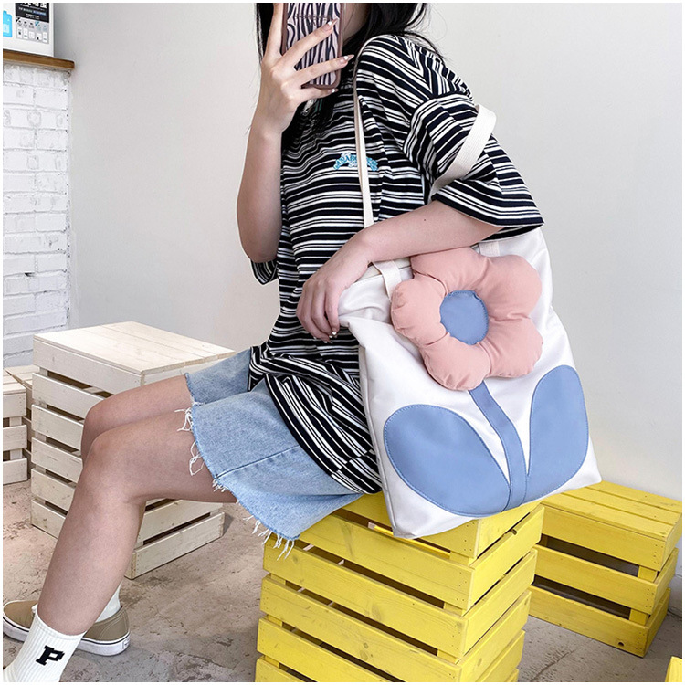 Spot Goods 2021 Summer Trendy New Personalized All-Match Flowers Korean Women Bag Large Capacity Shoulder Bag Factory Direct Sales