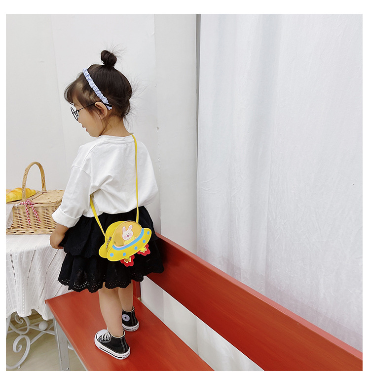 Korean Style 2021 Summer New Children's Bags Candy Color Pu Shoulder Crossbody Cartoon Small Spaceship Accessory Bag Coin Purse Korean Style 2021 Summer New Children's Bags Candy Color Pu Shoulder Crossbody Cartoon Small Spaceship Accessory Bag Coin Purse