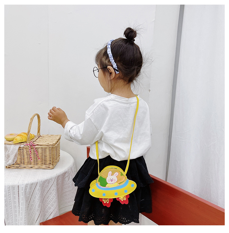 Korean Style 2021 Summer New Children's Bags Candy Color Pu Shoulder Crossbody Cartoon Small Spaceship Accessory Bag Coin Purse Korean Style 2021 Summer New Children's Bags Candy Color Pu Shoulder Crossbody Cartoon Small Spaceship Accessory Bag Coin Purse