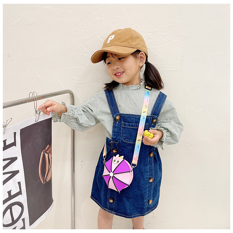 Umbrella Stitching Children Coin Purse 2021 Autumn and Winter New Color Silicone Baby New Year Gift Decoration Bag Wholesale Umbrella Stitching Children Coin Purse 2021 Autumn and Winter New Color Silicone Baby New Year Gift Decoration Bag Wholesale