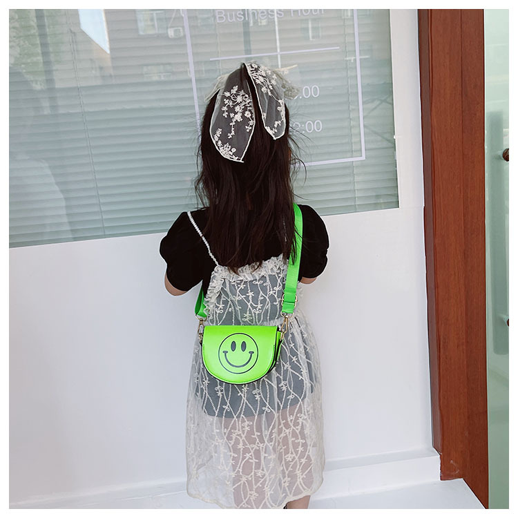 Customized 2021 Summer New Children's Bags Candy Color Pu Shoulder Girls' Coin Purse Cute Smiley Face Crossbody Coin Purse