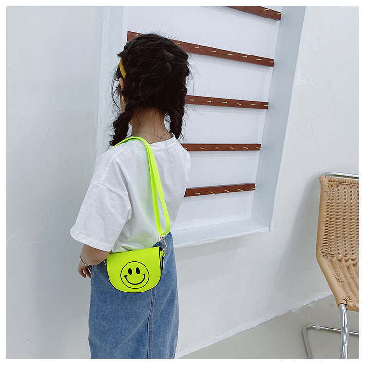 Customized 2021 Summer New Children's Bags Candy Color Pu Shoulder Girls' Coin Purse Cute Smiley Face Crossbody Coin Purse