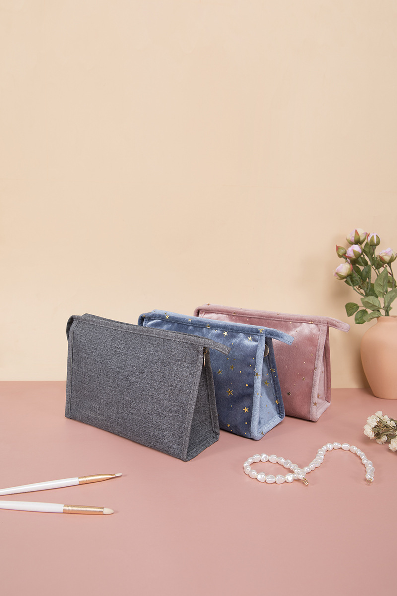 Korean Style Hot Selling Ins Style Velvet Cosmetic Bag XINGX Bronzing Flannel Storage Bag Portable Hand Makeup Storage Bag
