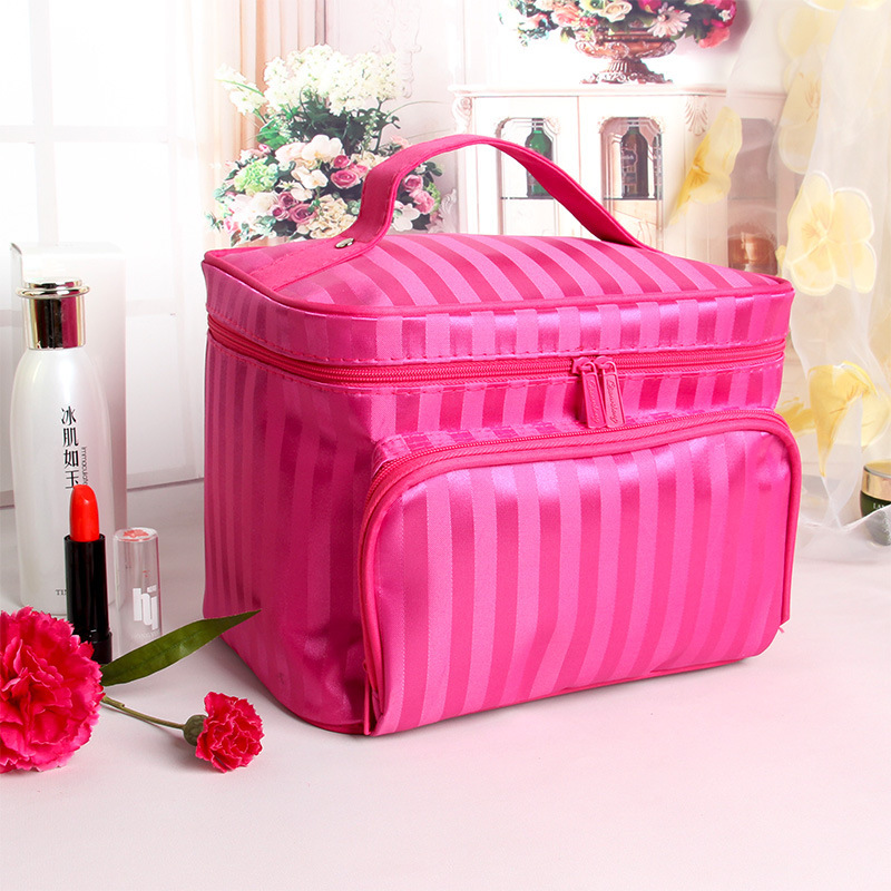 Portable Foldable Jacquard Material Large Capacity Portable Women Ornament Cosmetic Bag Storage Wash Bag