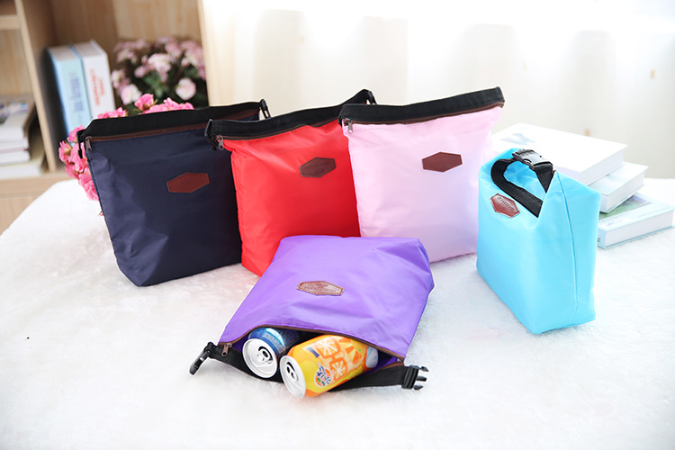 Practical Personality Solid Color Insulation Storage Ice Pad Portable Lunch Bag Lunch Bag Insulated Bag Practical Personality Solid Color Insulation Storage Ice Pad Portable Lunch Bag Lunch Bag Insulated Bag