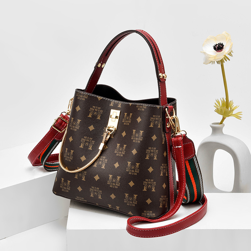 New on Autumn Women&#039;s Bag New 2020 Fashion Handbag Ins All-Matching Shoulder Cross Body Bucket Bag