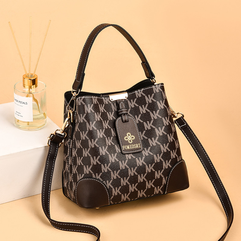 Live bucket bag female 2021 autumn fashion leopard handbag large capacity Korean version One Shoulder Messenger Bag tide