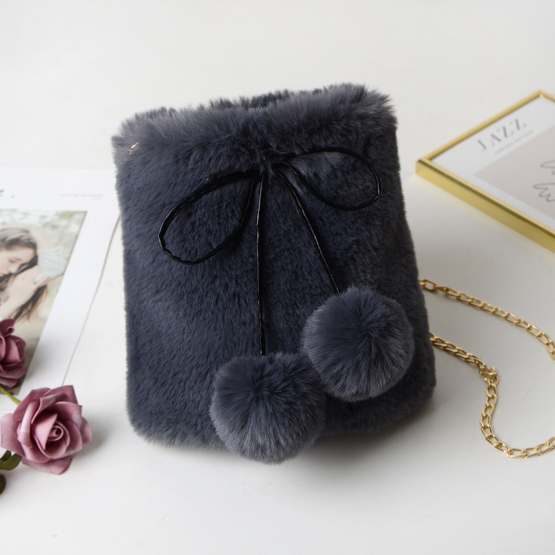 Express plush bucket bag ladies new one - shoulder tote bag in imitation fur Korean version bucket bag in autumn/winter new Express plush bucket bag ladies new one - shoulder tote bag in imitation fur Korean version bucket bag in autumn/winter new