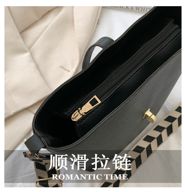 Vintage Bag Broadband Crossbody Bag Shoulder Western Style Bucket Bag Vintage Bag Broadband Crossbody Bag Shoulder Western Style Bucket Bag