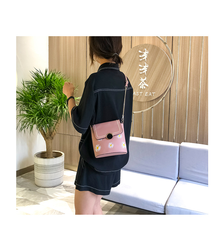Factory Exclusive Supply New Korean Style Fashion Bucket Bag Internet Celebrity Women's Bag Fresh Sweet Shoulder Messenger Bag Wholesale Custom