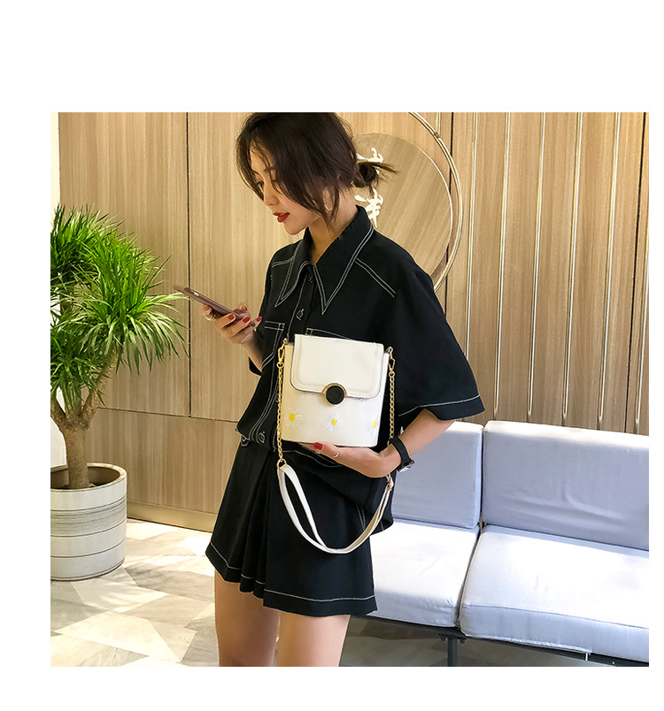 Factory Exclusive Supply New Korean Style Fashion Bucket Bag Internet Celebrity Women's Bag Fresh Sweet Shoulder Messenger Bag Wholesale Custom