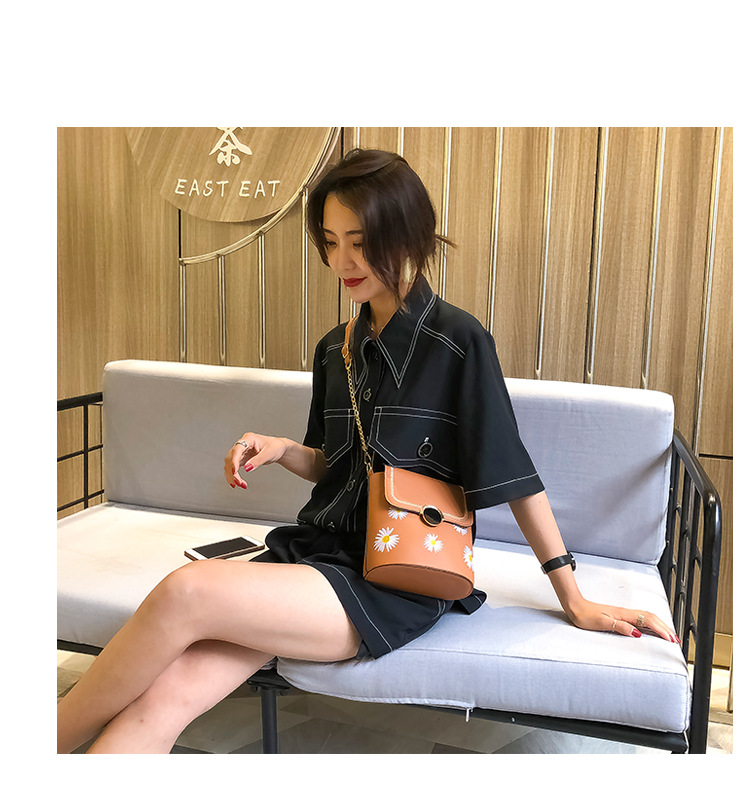 Factory Exclusive Supply New Korean Style Fashion Bucket Bag Internet Celebrity Women's Bag Fresh Sweet Shoulder Messenger Bag Wholesale Custom