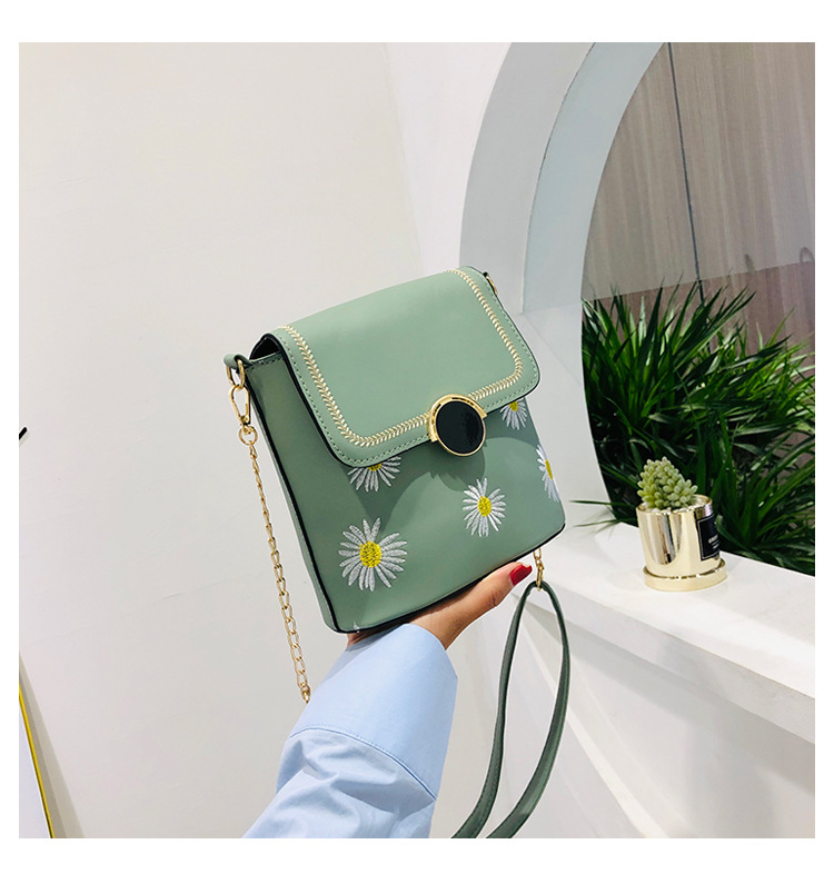 Factory Exclusive Supply New Korean Style Fashion Bucket Bag Internet Celebrity Women's Bag Fresh Sweet Shoulder Messenger Bag Wholesale Custom