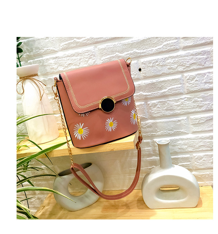 Factory Exclusive Supply New Korean Style Fashion Bucket Bag Internet Celebrity Women's Bag Fresh Sweet Shoulder Messenger Bag Wholesale Custom