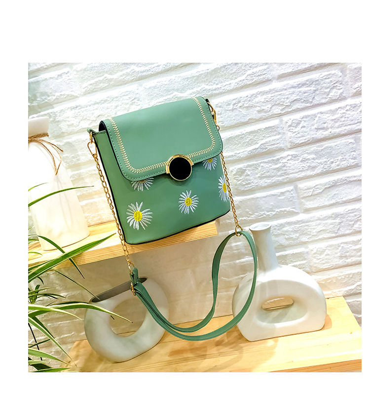 Factory Exclusive Supply New Korean Style Fashion Bucket Bag Internet Celebrity Women's Bag Fresh Sweet Shoulder Messenger Bag Wholesale Custom