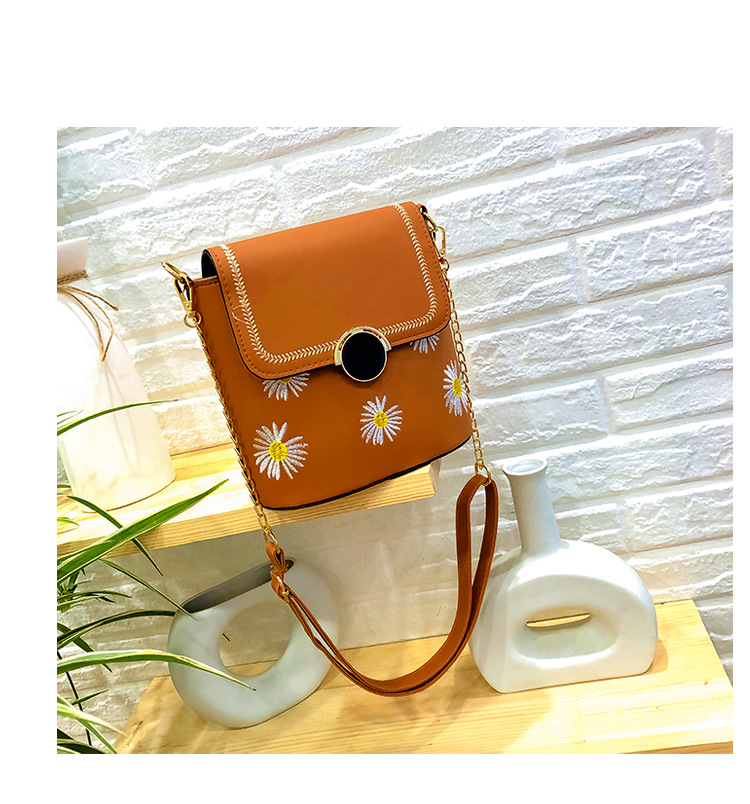 Factory Exclusive Supply New Korean Style Fashion Bucket Bag Internet Celebrity Women's Bag Fresh Sweet Shoulder Messenger Bag Wholesale Custom