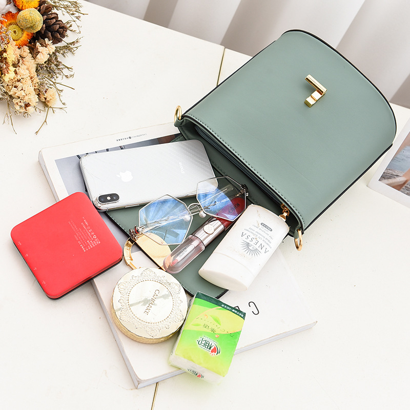 Simple little Daisy fresh and sweet student bag lady shoulder bag woman cross-body bucket bag vendor bag supply