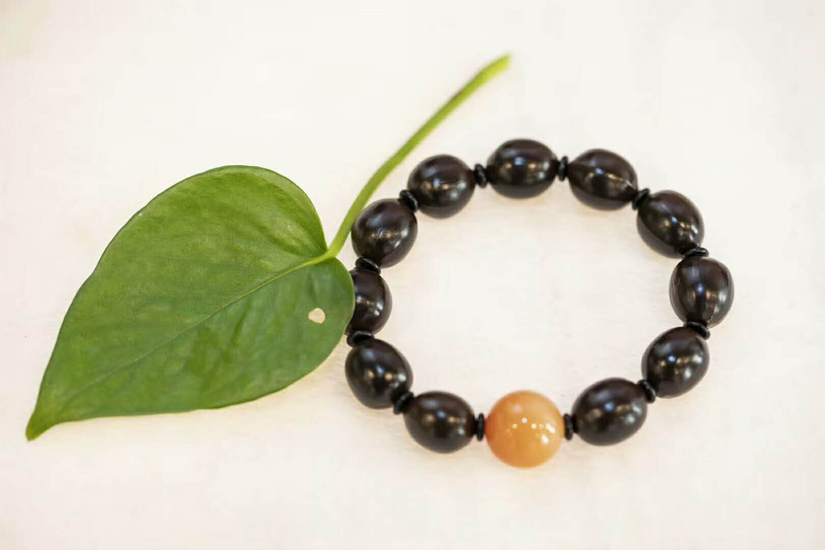 Non-Heritage Culture Zhengxin Lotus Seed Beads String Bracelet Crafts Pendant Buddha Beads Buddha Statue Educational Supplies Gift Temple Knot Non-Heritage Culture Zhengxin Lotus Seed Beads String Bracelet Crafts Pendant Buddha Beads Buddha Statue Educational Supplies Gift Temple Knot