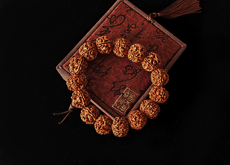 Hanging Ornament Rudraksha Car Decoration Beads Eighteen Prayer Beads HighEnd Creative Lucky Safe Trip Bracelet Whole