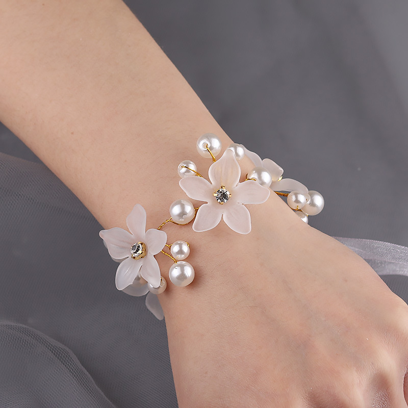 Flower Children Dance Wedding Supplies Gift Korean Mori Style Bride Wrist Flower Bridesmaid Sisters Group Bracelet