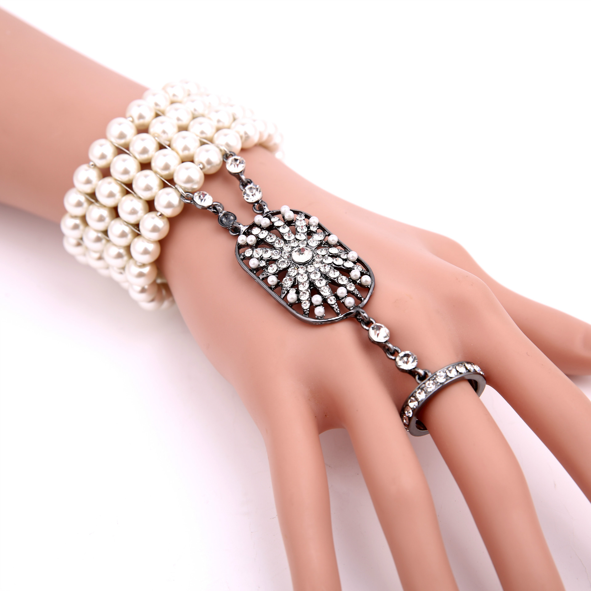 Great Gatsby Same Bracelet Ornament Ring Integrated Chain Yiwu Small Commodity Accessories Wholesale Great Gatsby Same Bracelet Ornament Ring Integrated Chain Yiwu Small Commodity Accessories Wholesale