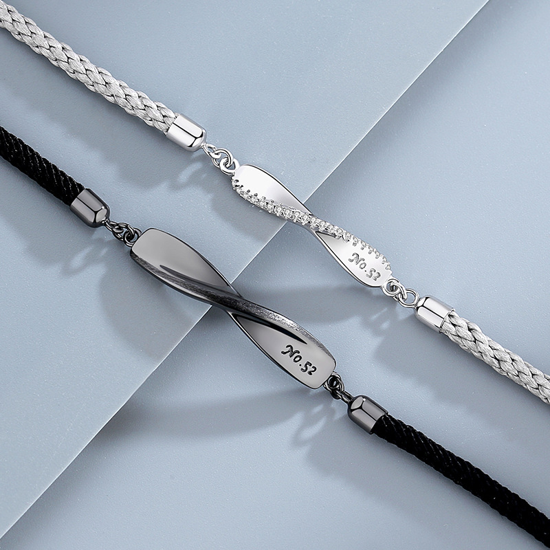 S925 Sterling Silver Mobius Strip Couple Bracelet Men and Women Simple Woven Hand Strap Pair Student Gift Hand Jewelry