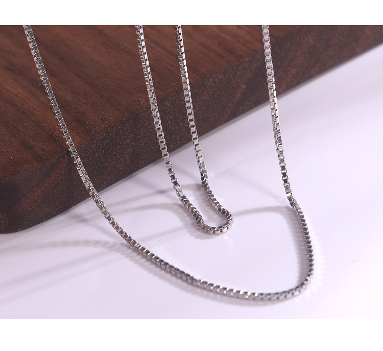 Hongxin Sterling Silver Twisted Cauliflower Necklace Bracelet Box Starry Sky Side Water Wave Cross Accessories Bare Necklace Wholesale