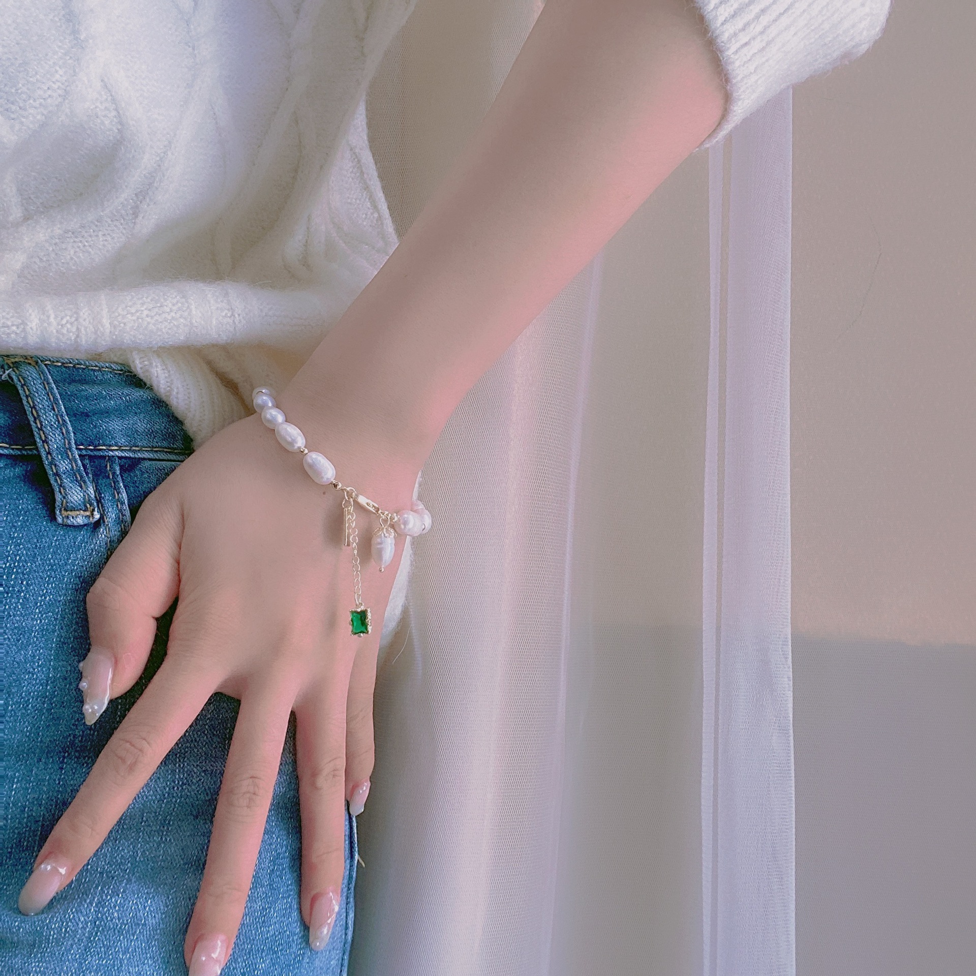 French Pearl Bracelet Emerald Pendant Bracelet Mild Luxury Retro Palace Style Simple Personality Temperament Wild Female Fashion