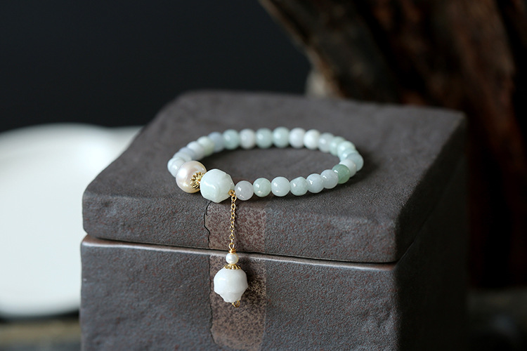 Original Natural Freshwater Pearl Noodles Jade Lotus Bracelet 14K Gilded Women's Valentine's Day Gift Jade Bracelet Original Natural Freshwater Pearl Noodles Jade Lotus Bracelet 14K Gilded Women's Valentine's Day Gift Jade Bracelet