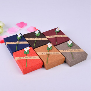 Spot supply of large circle yellow cloth window bracelet bracelet box jewelry box manufacturers direct wholesale