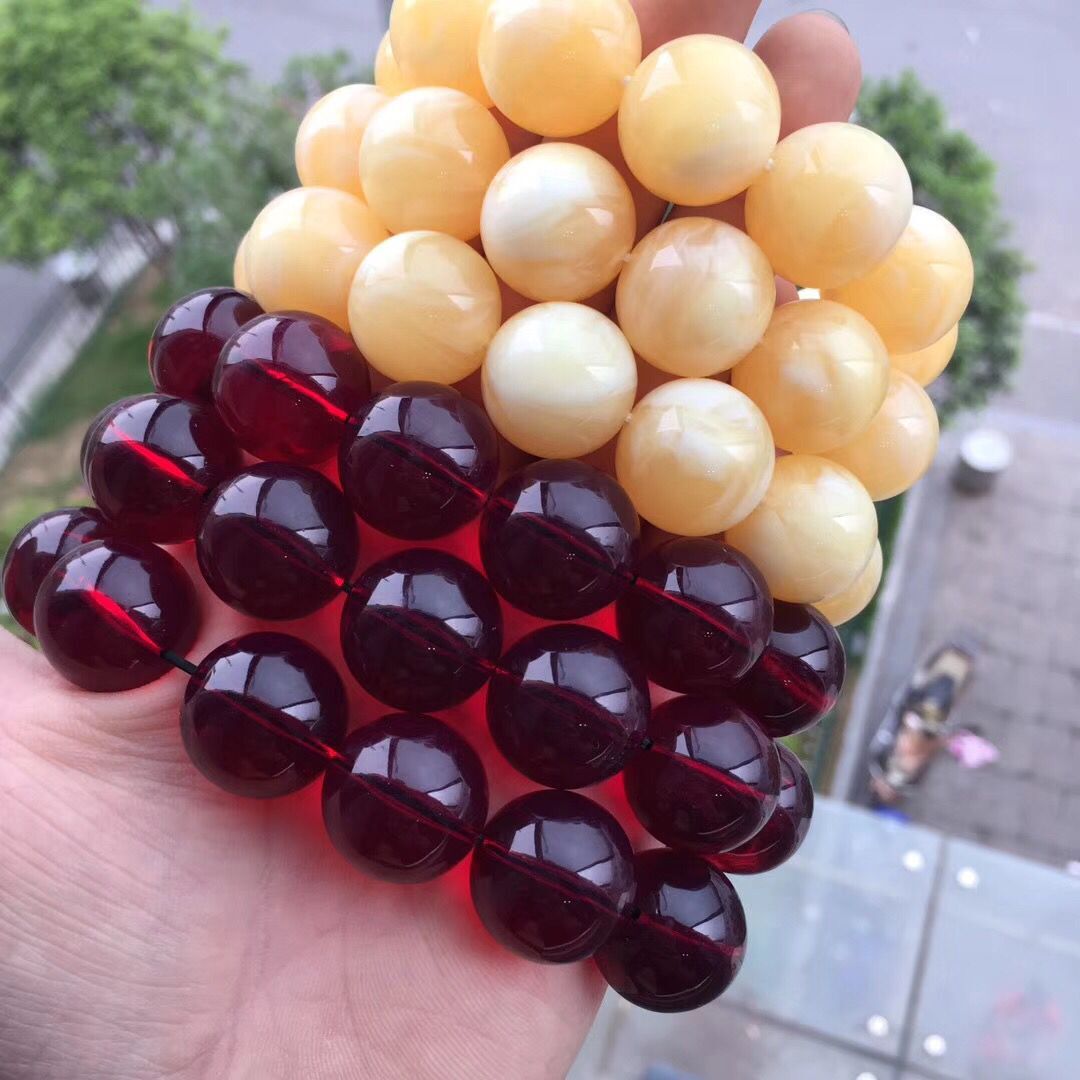 Natural second generation amber honey wax bracelet chicken oil yellow blood blue pearl honey wax bracelet hand string Natural second generation amber honey wax bracelet chicken oil yellow blood blue pearl honey wax bracelet hand string