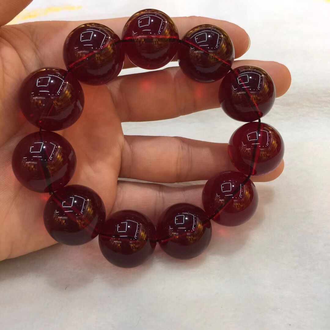 Natural second generation amber honey wax bracelet chicken oil yellow blood blue pearl honey wax bracelet hand string Natural second generation amber honey wax bracelet chicken oil yellow blood blue pearl honey wax bracelet hand string