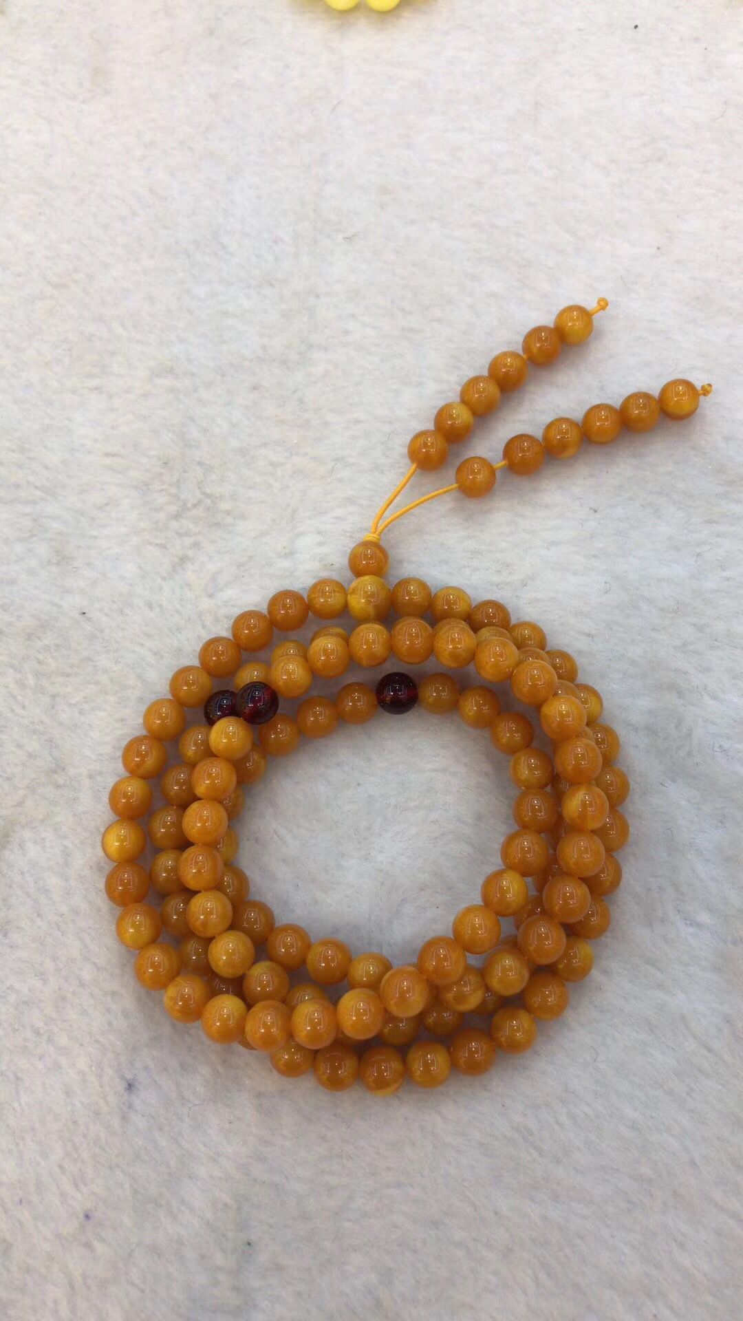 Hot style amber beeswax 8MM108 beads bracelet female chicken oil yellow second generation blood Po jin Po blue Po hand