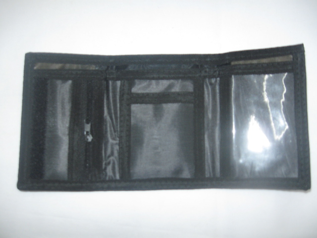 Print Wallet Oxford fabric, waterproof 420D produced. Print Wallet Oxford fabric, waterproof 420D produced.