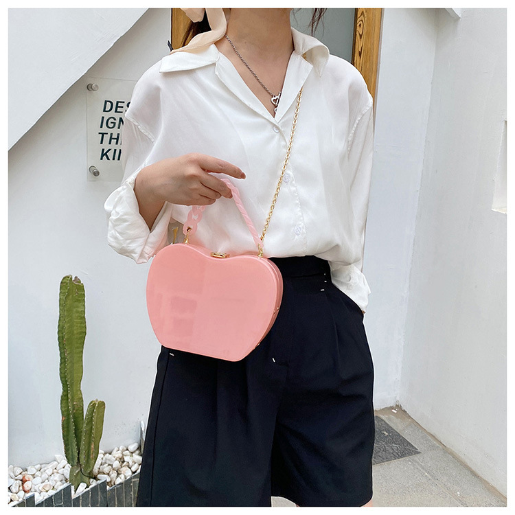 Internet Celebrity Transparent Cell Phone Wallet 2021 Summer Little Fresh Young Girl Personalized Creative Chain Portable Crossbody Gel Bag Tide Internet Celebrity Transparent Cell Phone Wallet 2021 Summer Little Fresh Young Girl Personalized Creative Chain Portable Crossbody Gel Bag Tide